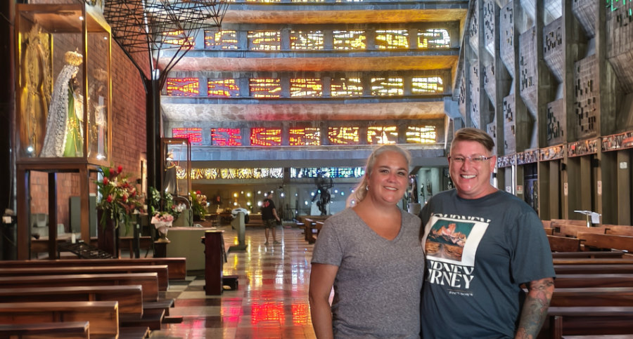 San Salvador city tour from El Rosario church